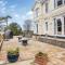 Stunning Apartment in Victorian Villa with Garden