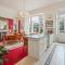 Stunning Apartment in Victorian Villa with Garden