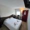 Contact Hôtel Fontenay le Comte - فونتيناي لو كومت