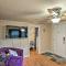 Lovely Tacoma Cottage with Fire Pit, Near Dtwn!