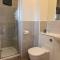 Hedgefield House - Serene Top Floor Flat