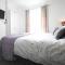 No 10 Treverbyn Road B & B