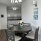 Spacious 1 Bedroom Apartment, With pull out Couch - Koolbaai