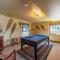 Relax and Unwind with Breathtaking Panoramic Views - Red Hill House - 费尔普莱