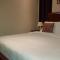 2bedrooms 2toilet& bath Matina Enclaves Condo