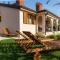COUNTRY HOUSE NINA