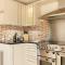 Finest Retreats - Sunshine Cottage