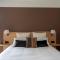 HOTEL LE 25