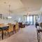 Family Condo Resort Pool Access and Ocean View