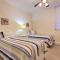 Family Condo Resort Pool Access and Ocean View