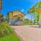 Sunny Side Up Canal-Front Getaway with Dock! - Suwannee