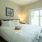 Lovely 4BR King Beds Steps To Beach and Pier J - Миртл-Бич