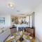Gulf Island Condos II - نافار