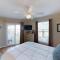 Gulf Island Condos II - نافار