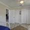 Piccadilly Beach House - Beautiful Updated Home, Private Pool, Minutes from Downtown 5th Ave & Beaches!!! - نيبلس