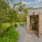3 Newhall Green