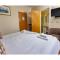 Crown Hotel