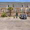 Chic Fort Walton Condo about 2 Blocks to Beach!