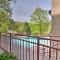 Walk Downtown! Gatlinburg Condo with Patio and Pool - غاتلينبرغ Walk Downtown! Gatlinburg Condo with Patio and Pool - غاتلينبرغ