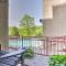 Walk Downtown! Gatlinburg Condo with Patio and Pool - غاتلينبرغ Walk Downtown! Gatlinburg Condo with Patio and Pool - غاتلينبرغ