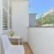 House Santro