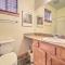 2 Mi to Donner Lake Walkable Truckee Condo! - Truckee