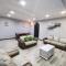 ANG LEE HOLIDAY HOME 1
