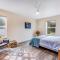 New Home- Minutes from Beach Foosball & Yard