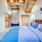New Home- Minutes from Beach Foosball & Yard