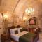 Solo Cave Suites