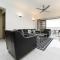 Deluxe VIP Seaview Batu Ferringhi 1503 - 3 Rooms