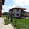 Guest House Ivanini Houses - Trjawna