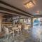 Planos Beach Hotel