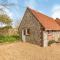 Pass the Keys Charming Country Cottage With Spectacular Views - Chichester