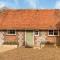 Pass the Keys Charming Country Cottage With Spectacular Views - Chichester