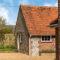 Pass the Keys Charming Country Cottage With Spectacular Views - Chichester