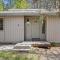 3 Killdeer Lane Pet Friendly Home