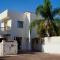 Cheerful 2-bedroom Villa with private pool - Anarita