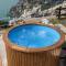 VILLA LA TAGLIATA spectacular jacuzzi tub amazing view and private parking garage