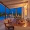 La Catalina Villa - Heated pool