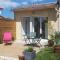 Appartement neuf clim terrasse & piscine