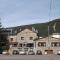 Roca Nevada Suites