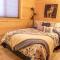 Beautiful Relaxing Home in Warm Springs Ranch - Misty Mountain Hideaway