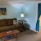 Rustic Rooftop Delight - Bay Front apts