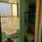 Rustic Rooftop Delight - Bay Front apts