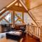 Beautiful Custom Log Cabin with Mountain Views, Pool Table & Hot Tub - The Claim