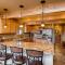 Immaculate & Private Mountain Home with Hot Tub - Sugar Pine Lodge