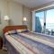 Foto: Madrona Beach Resort 34/146