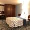 Curly Redwood Lodge