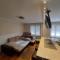Central apartment with garage